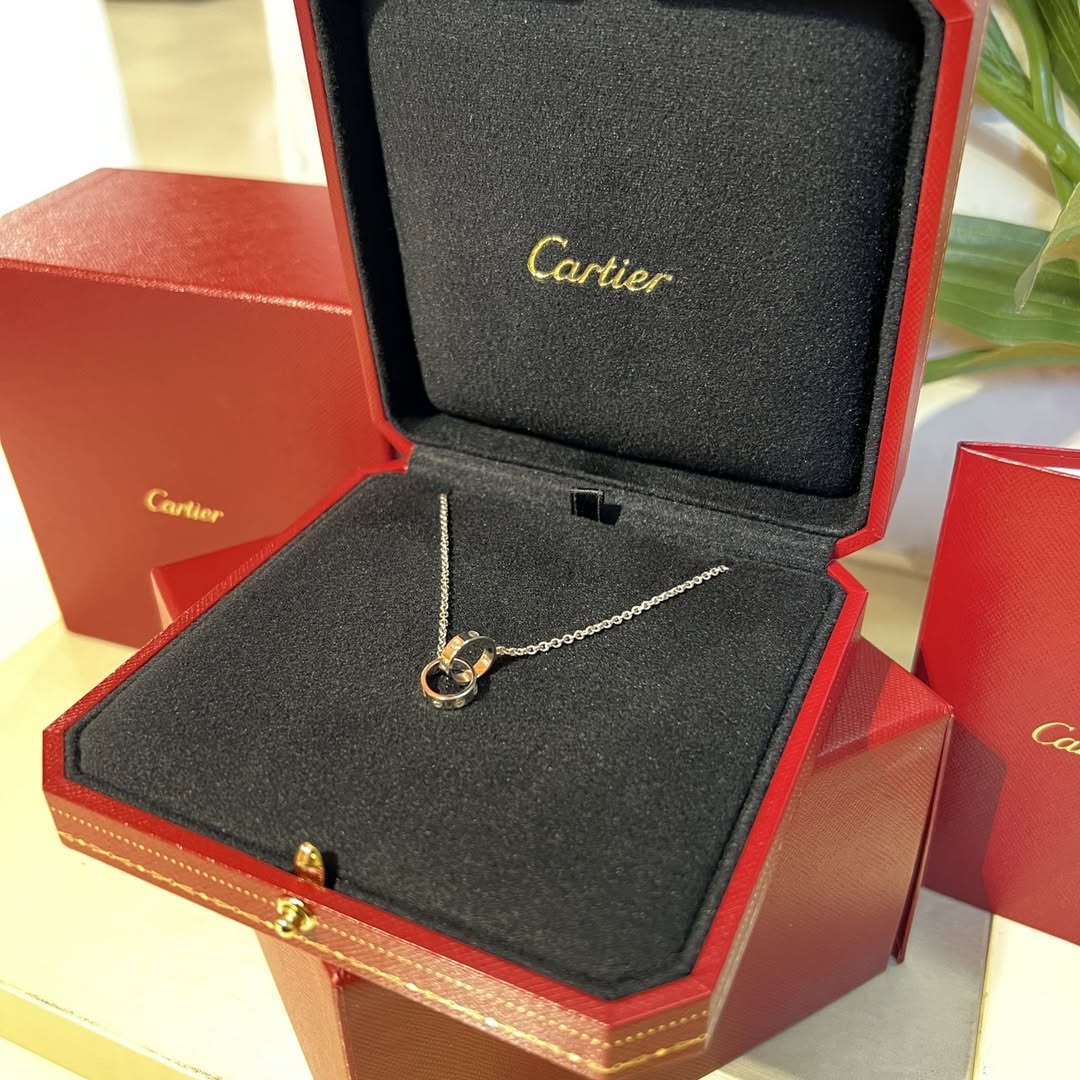 Cartier Love Necklace 18k white gold